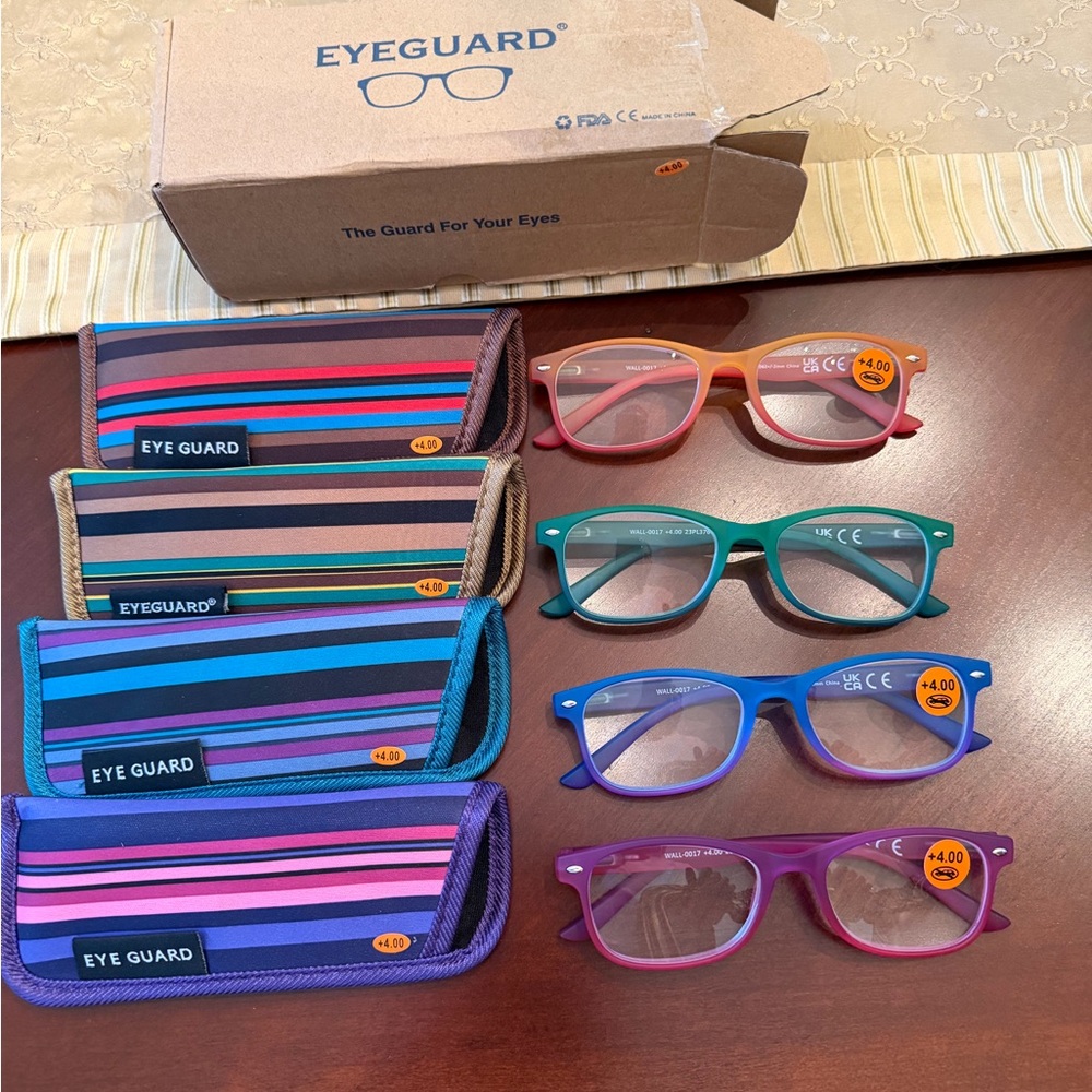 4 pairs of Eyeguard 4.00 readers New in Box